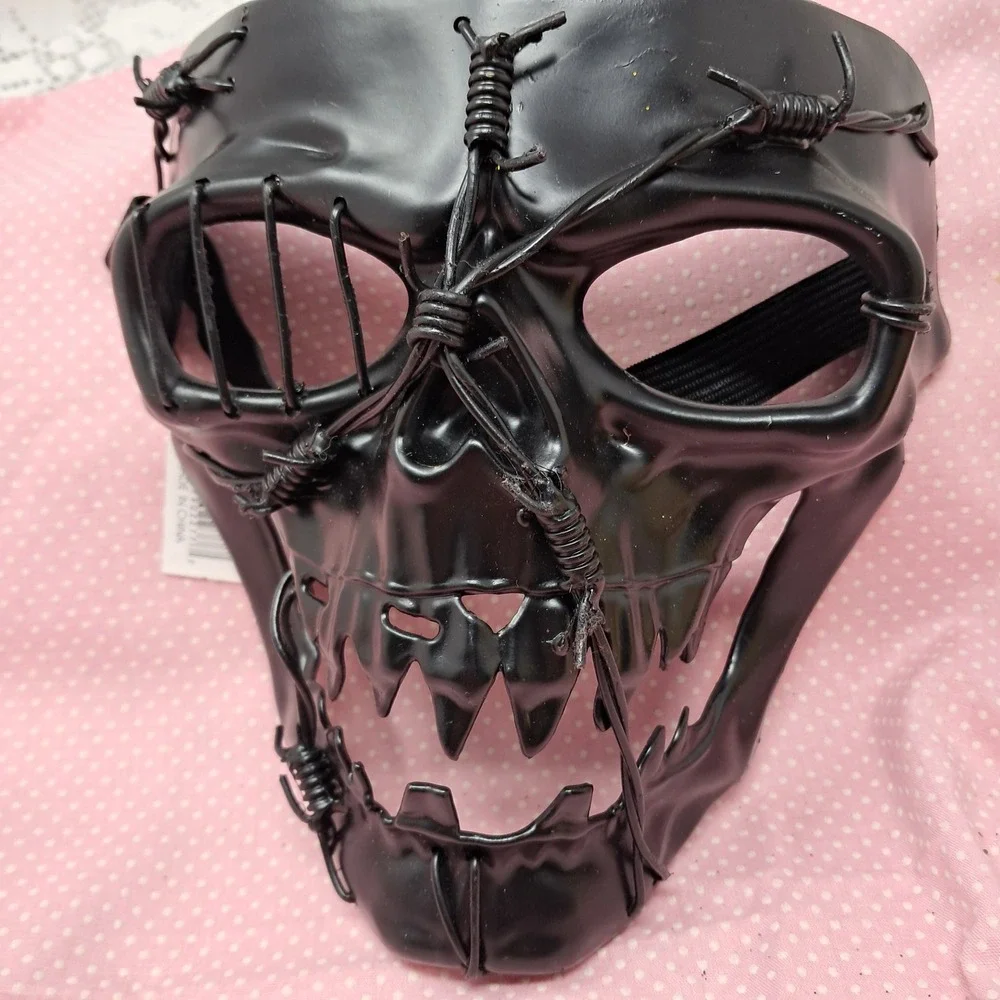 Skull‎ Mask Barbed Wire Halloween Costume